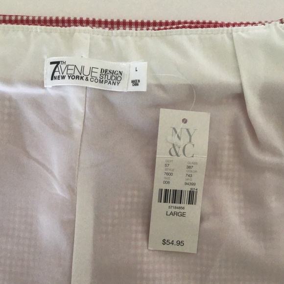 Women's Red/White Blazer and Frill skirt - Picture 7 of 7